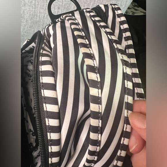 Ju-Ju-Be Be Right Back Black and White Striped Diaper Bag Backpack - Picture 11 of 16